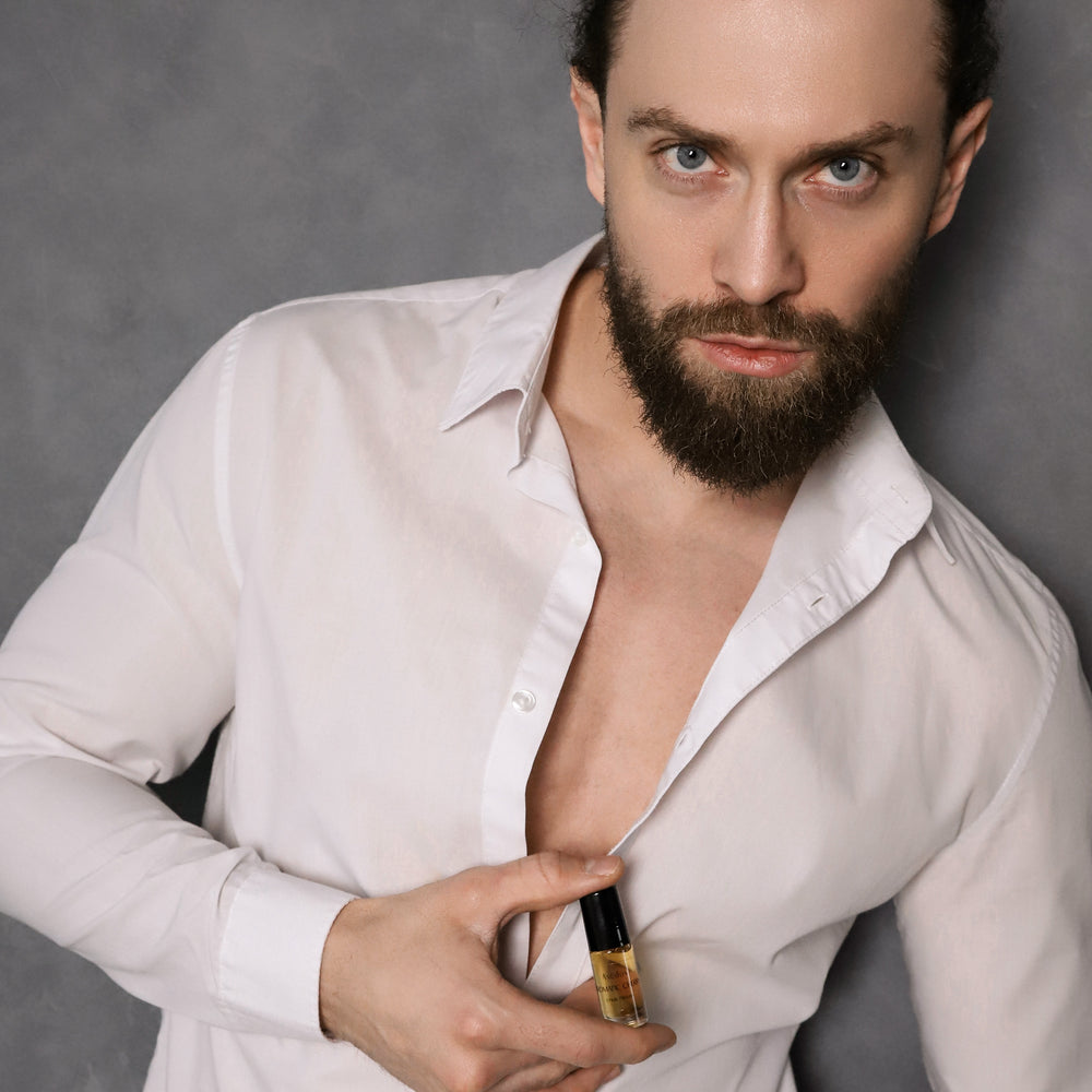 
                  
                    INFINITE SKY PERFUME OIL
                  
                